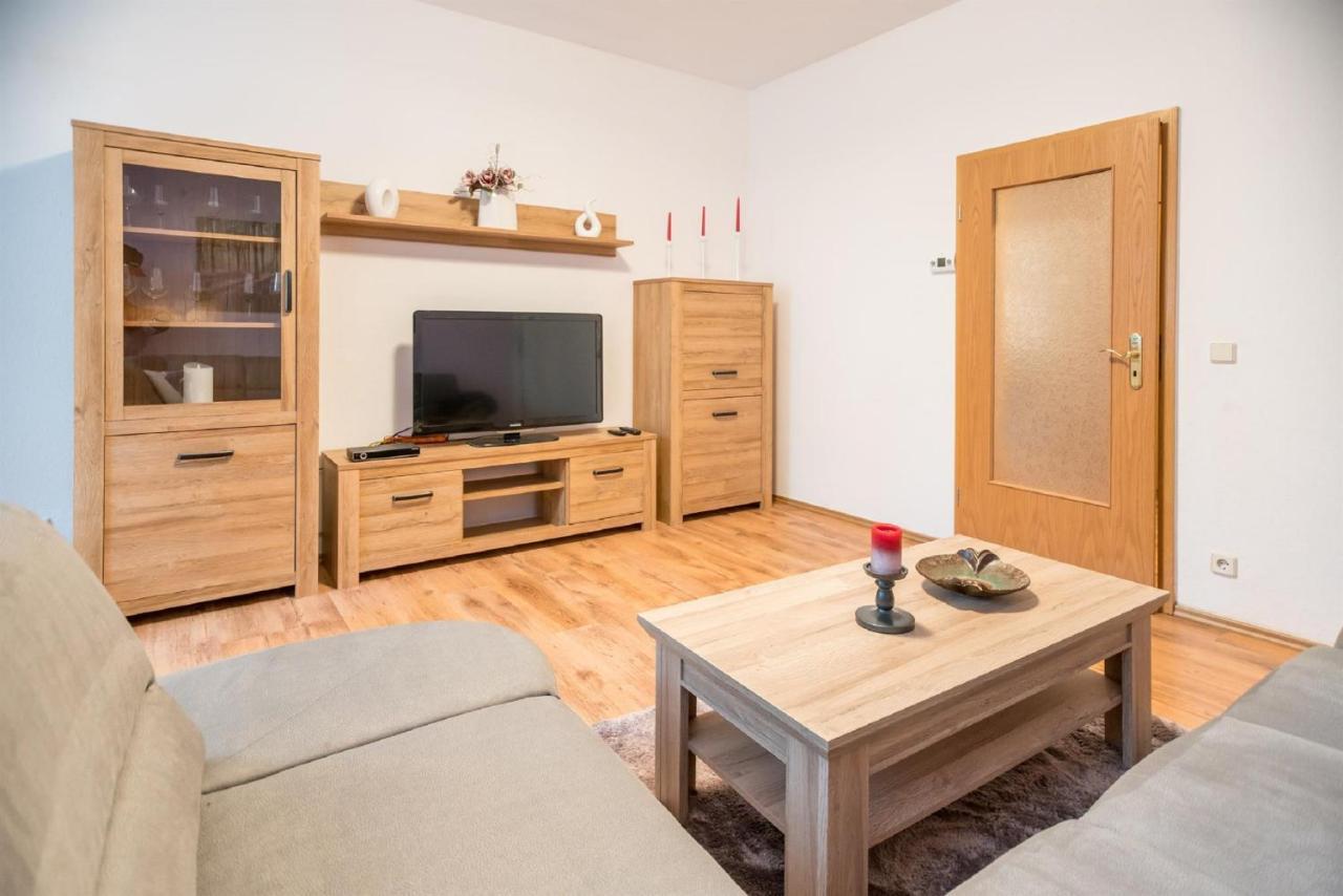 נאומבורג Ferienwohnung Romy מראה חיצוני תמונה